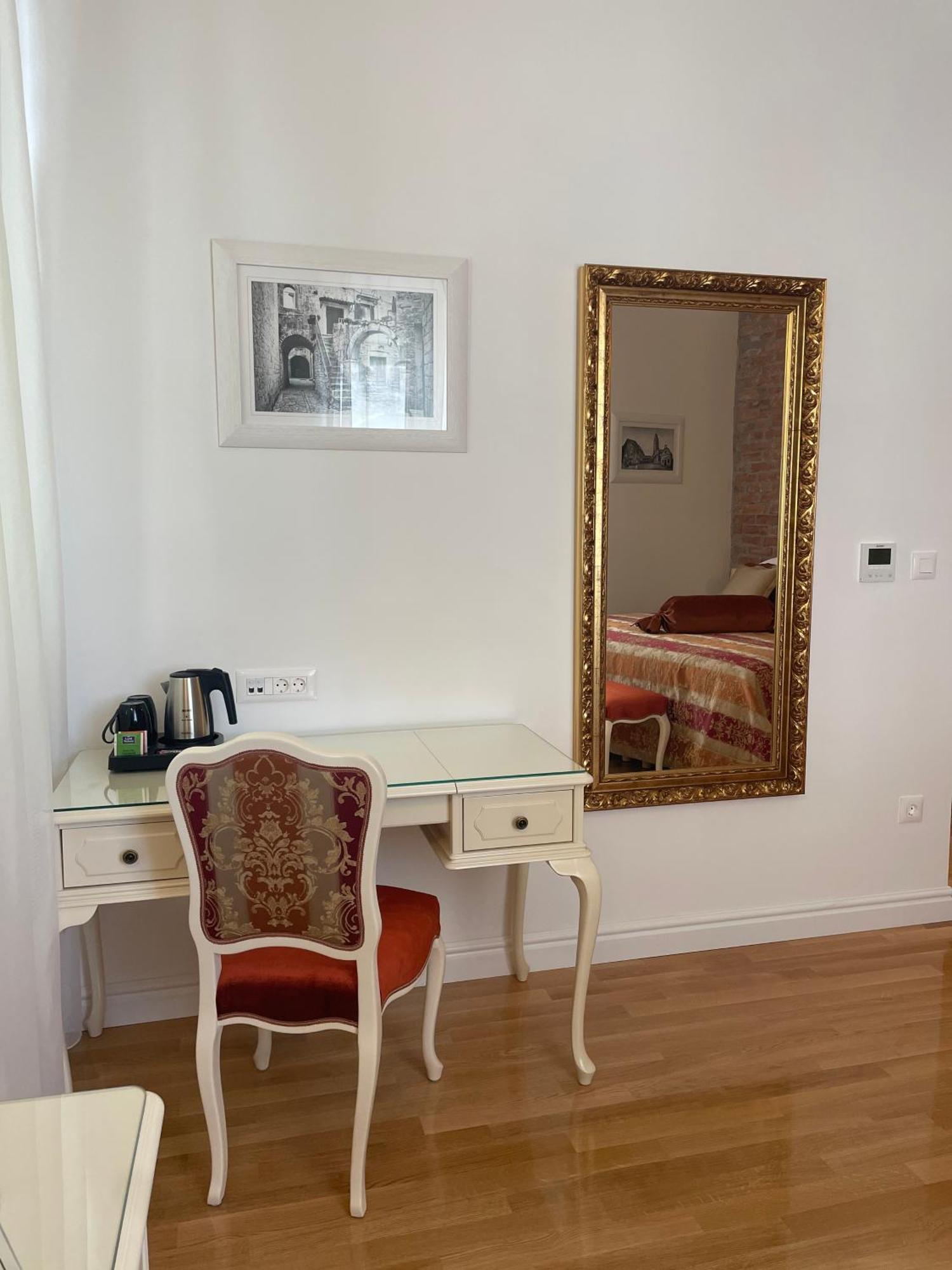 Priska Heritage Rooms (Adults Only) 斯普利特 客房 照片